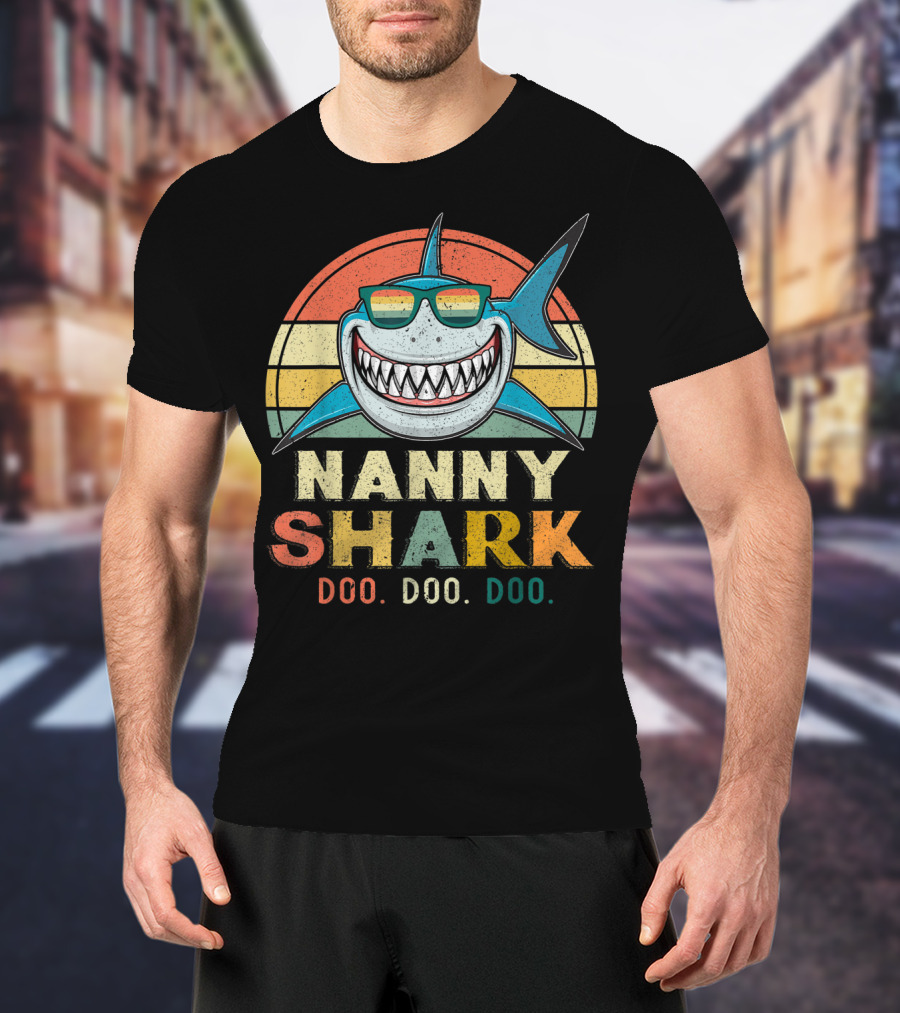 Nanny Shark Doo Doo Doo Vintage Retro Grandma Shark Sunglasses T-Shirt