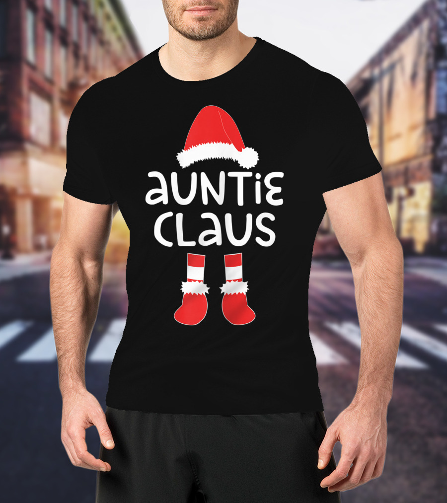 Santa Hat And Boots Auntie Claus Christmas T-Shirt