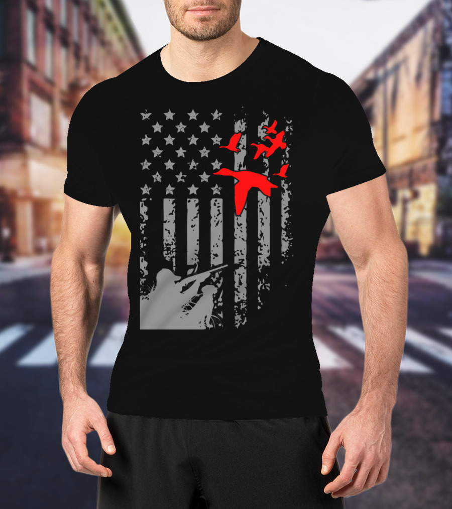 American Flag Waterfowl Hunting With Patriotic Duck T-Shirt