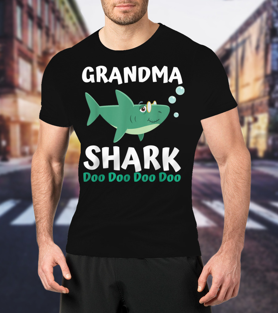 Grandma Shark Doo Doo Doo Doo Matching Family Shark Set T-Shirt