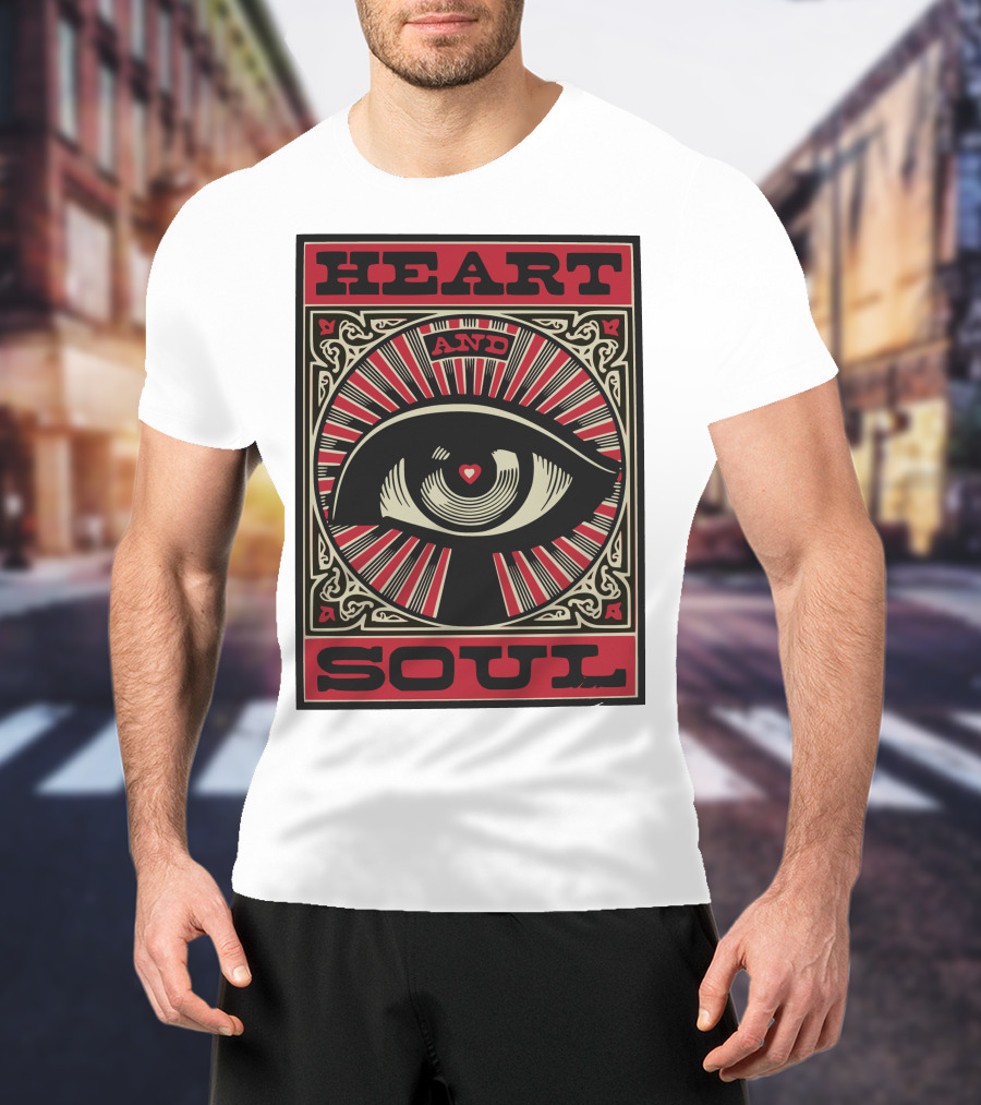 Heart And Soul Eye Art Radiating Love T-Shirt