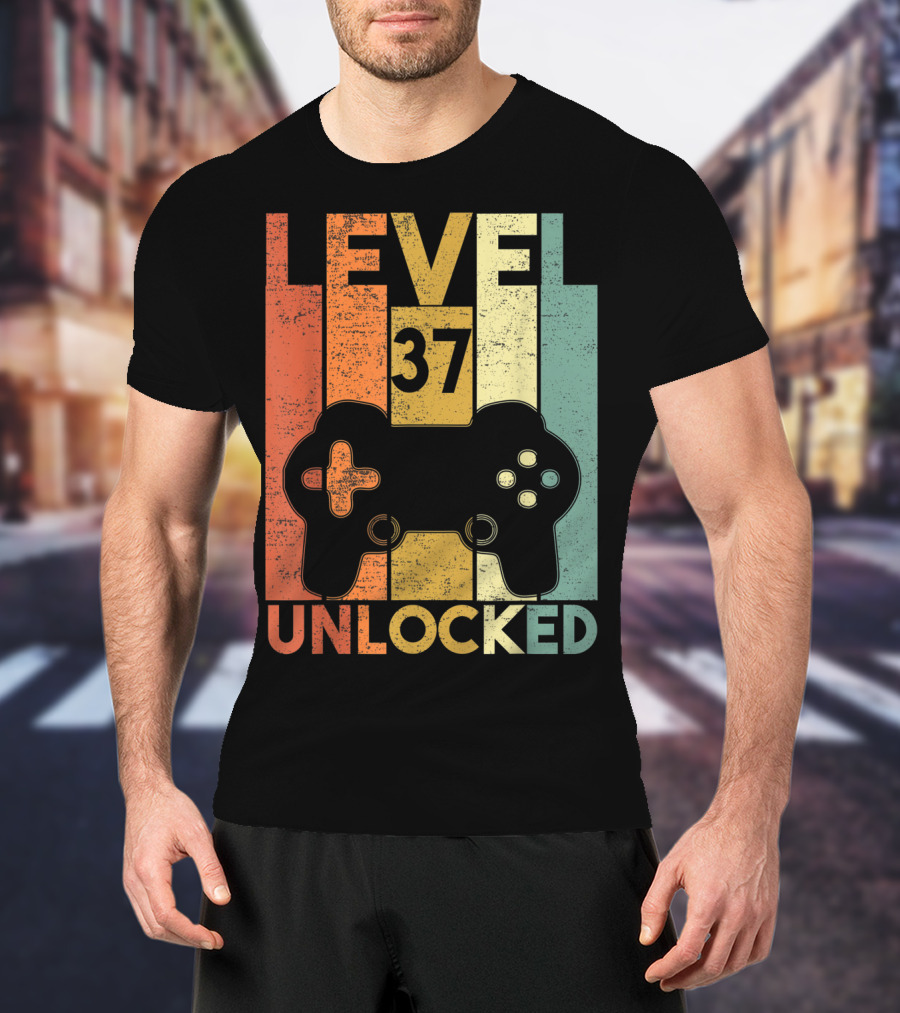 Level 37 Unlocked 1983 Birthday Gaming Controller T-Shirt