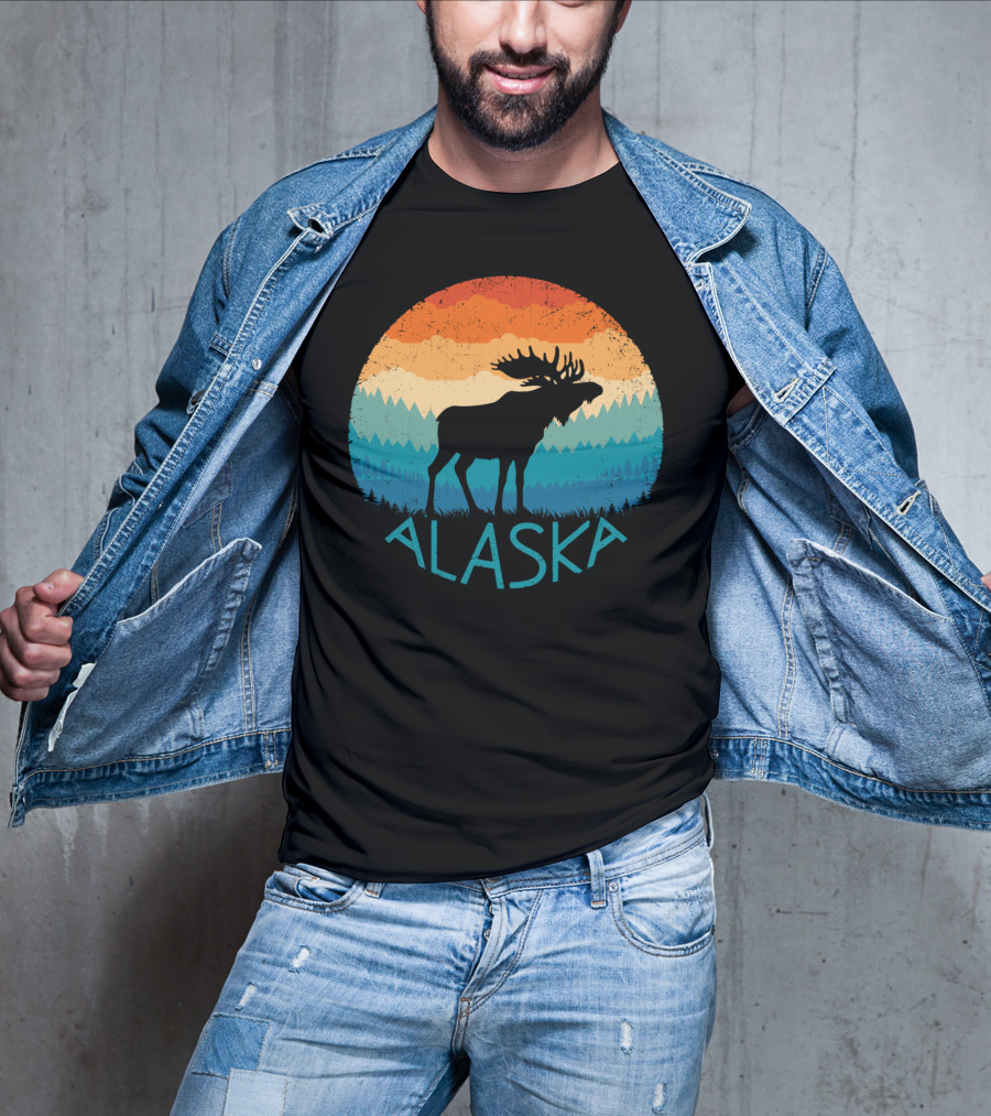Alaska Retro Moose Vintage Mountain State Sunset Scene T-Shirt