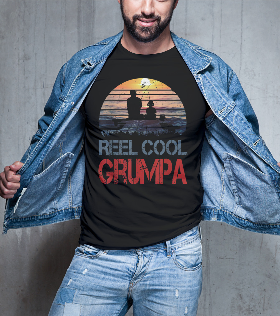 Father's Day Reel Cool Grumpa Fishing Silhouette With Sunset Background T-Shirt