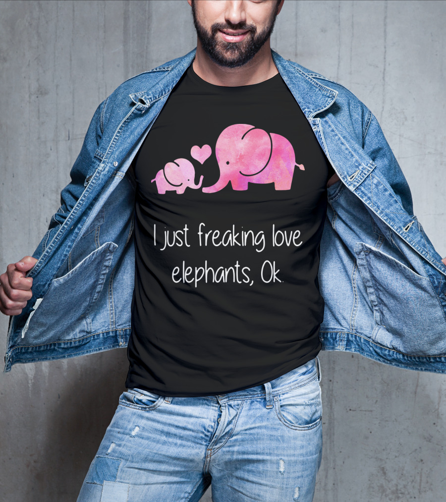 I Just Freaking Love Elephants Ok Pink Elephant Heart Design For Elephant Lovers T-Shirt