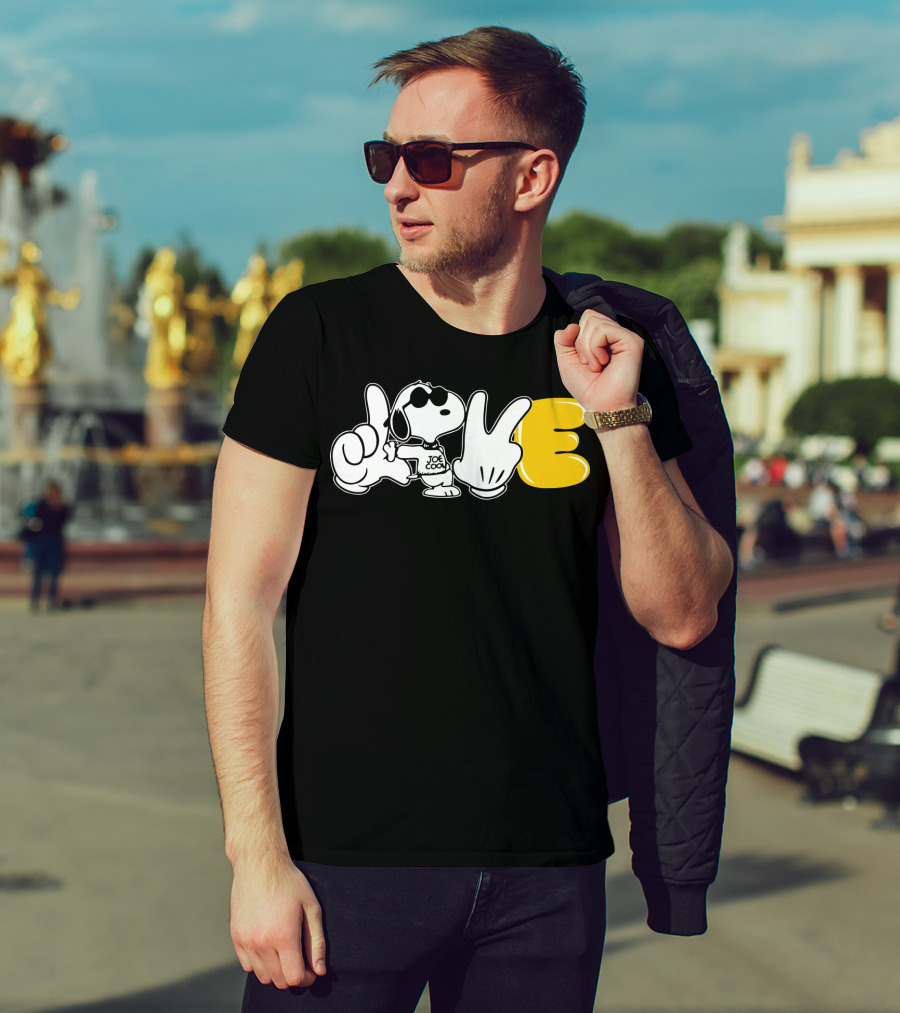 Love Sign Language Joe Cool Snoopy The Peanuts Movie T-Shirt