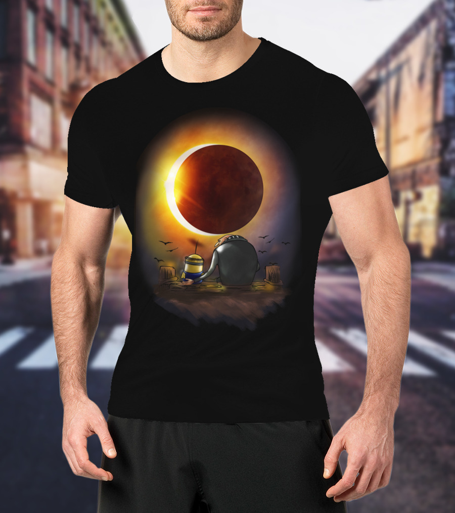 Gru And Kevin Watching Solar Eclipse Minions Despicable Me T-Shirt