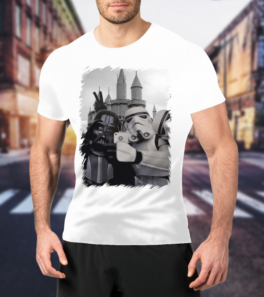 Selfie With Darth Vader And Stormtroopers At Disneyland Castle Star Wars T-Shirt