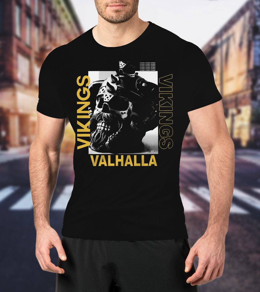 Vikings Valhalla Yule Skull Helm T-Shirt
