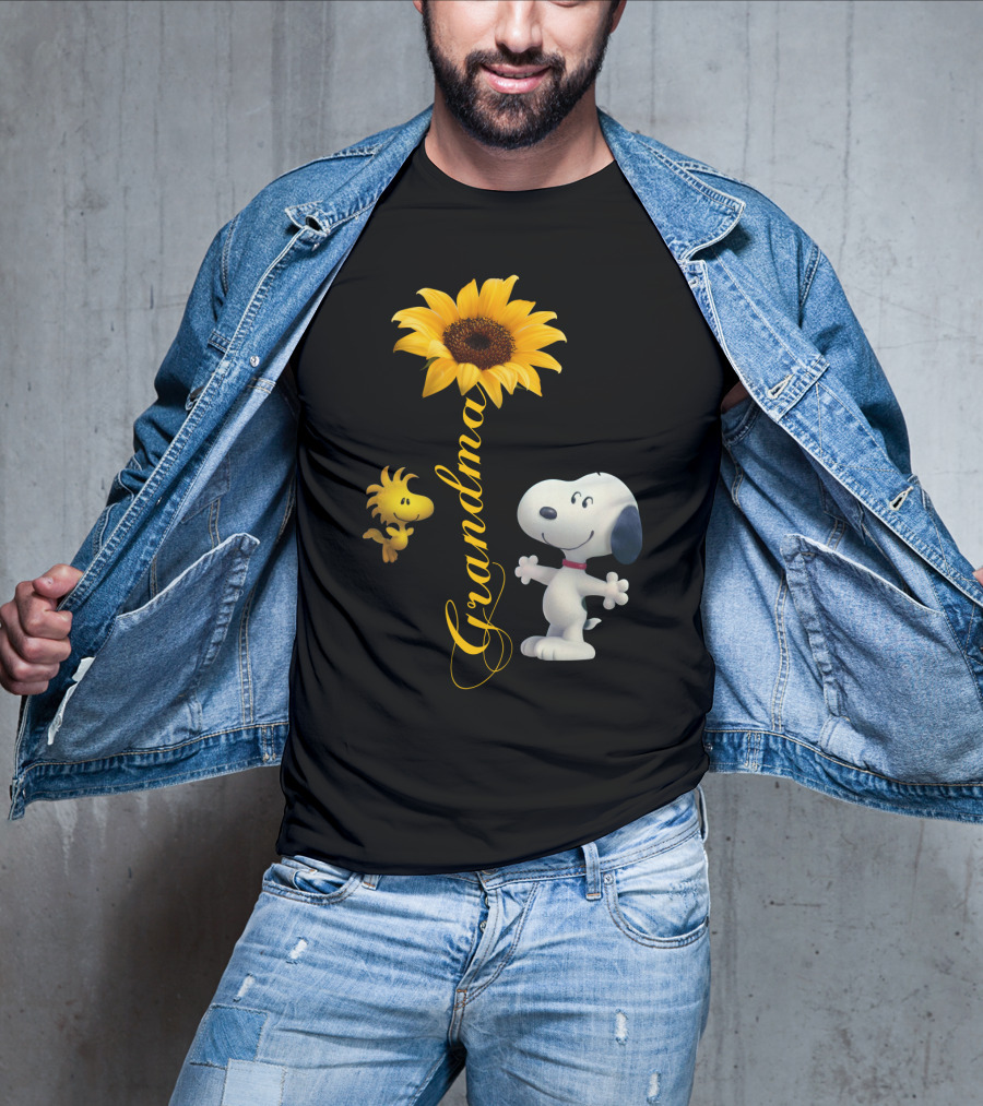 Grandma Snoopy And Woodstock With Sunflower T-Shirt