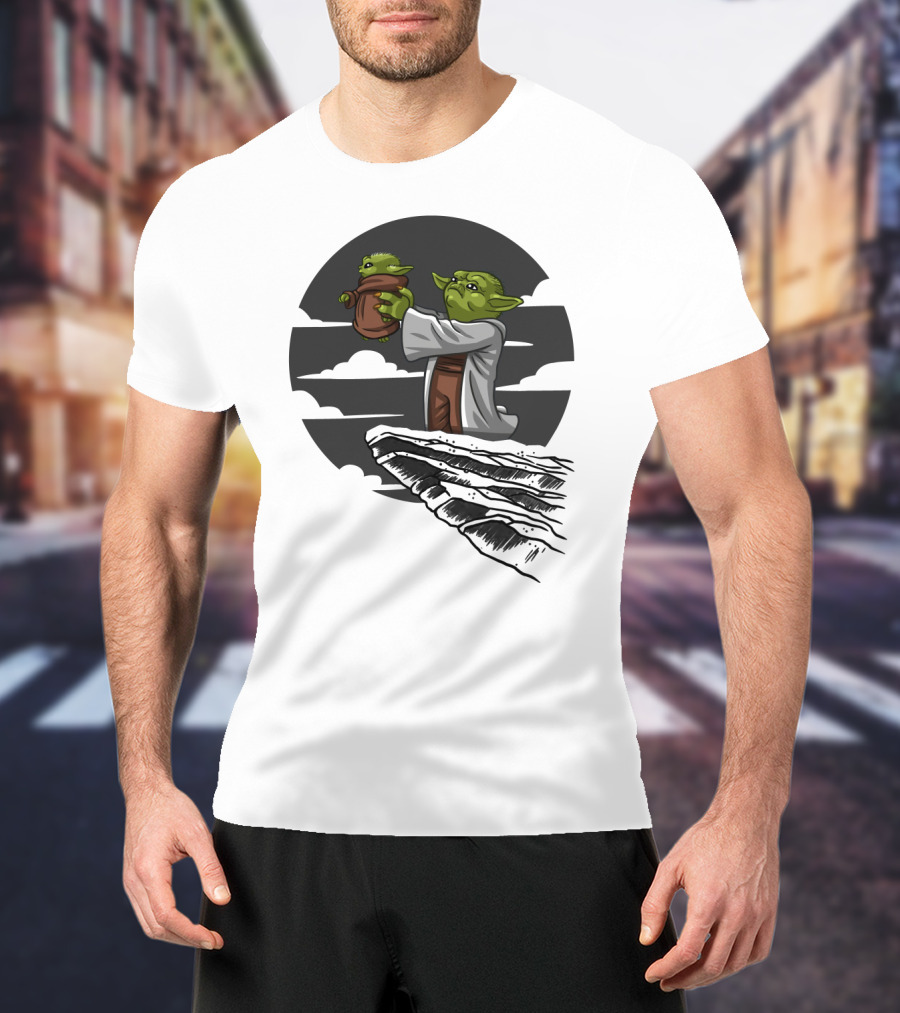 Mandalorian Star Wars Baby Yoda Kawaii Rafiki Moment T-Shirt