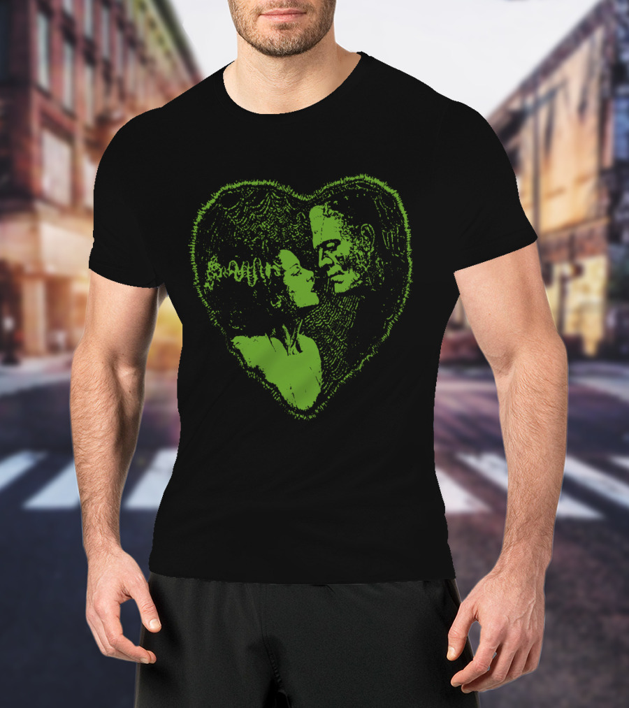 Frankenstein And Bride Heart Embrace Retro Horror Walking Dead TV Show Look T-Shirt