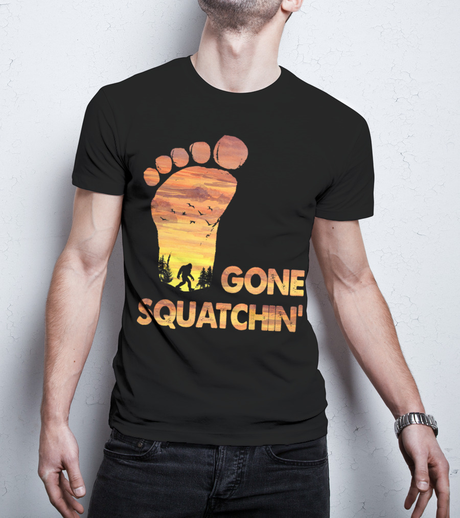 Bifoot Gone Squatchin Footprint Silhouette With Bigfoot And Mountain Sunset Scene T-Shirt