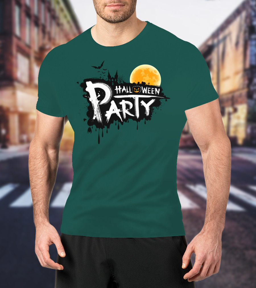 Halloween Party Moonlit Haunted House And Bats T-Shirt