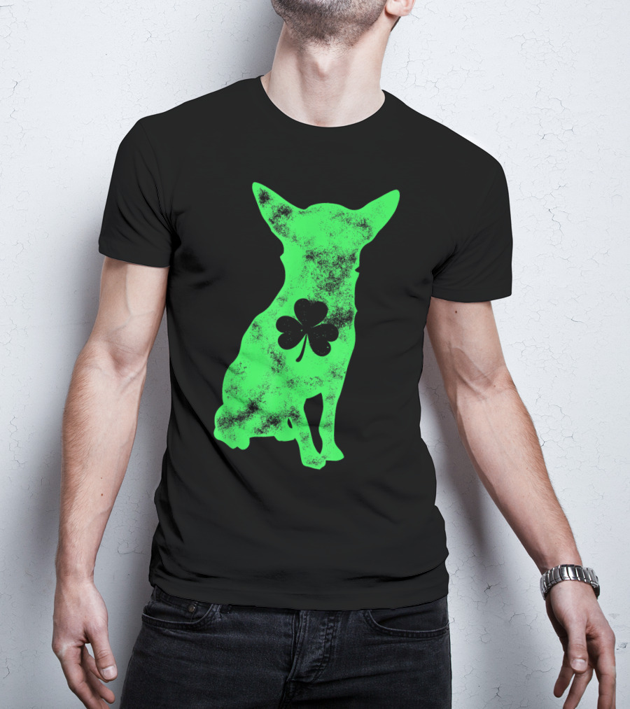 Chihuahua Shamrock Dog Lover St Patricks Day Men T-Shirt