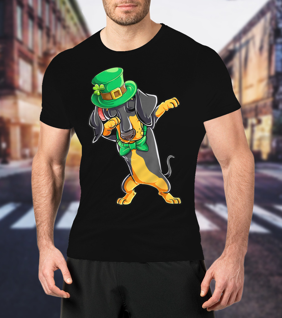 Dabbing Dachshund St Patricks Day Leprechaun Hat And Bow Tie T-Shirt