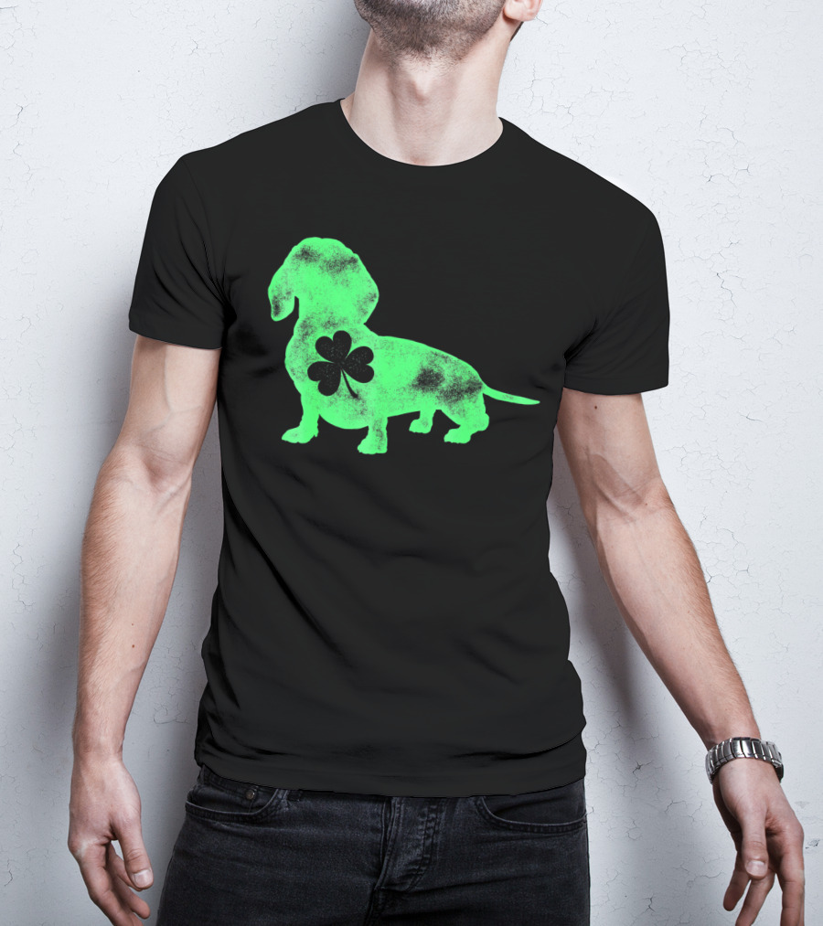Dachshund Shamrock St Patricks Day Dog Lover Men T-Shirt