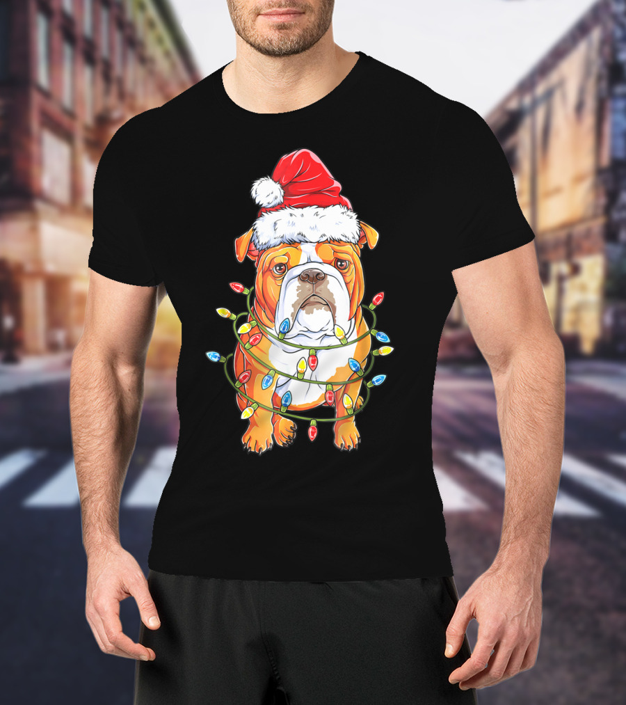 English Bulldog Santa Hat Wrapped In Christmas Lights Holiday Festive Fun T-Shirt