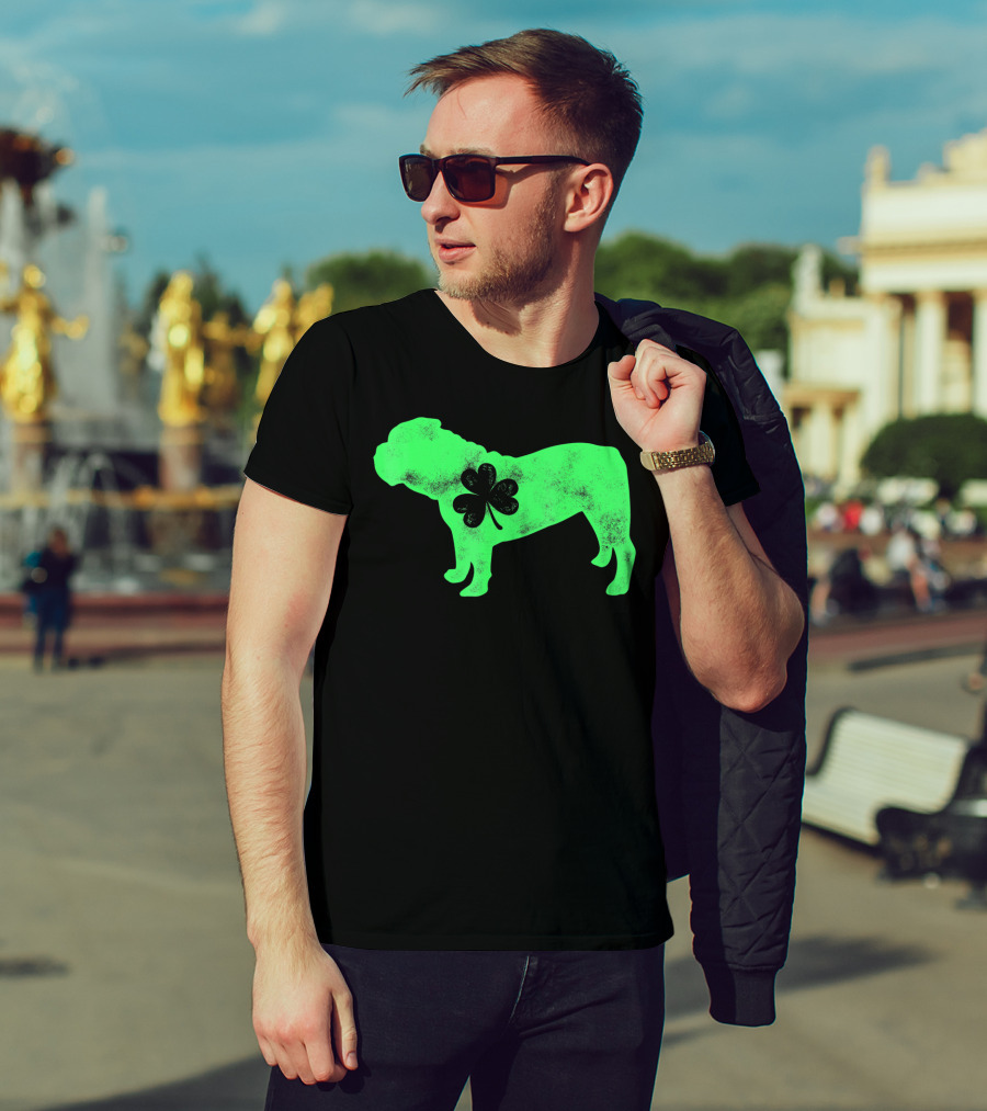 St Patricks Day English Bulldog Shamrock Men Dog T-Shirt