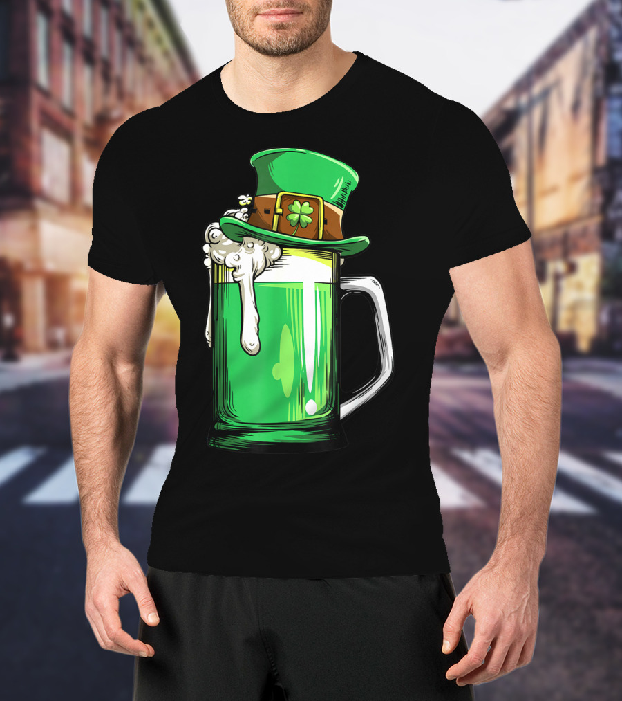 Green Beer Mug Leprechaun Hat St Patricks Day Men Drinking T-Shirt