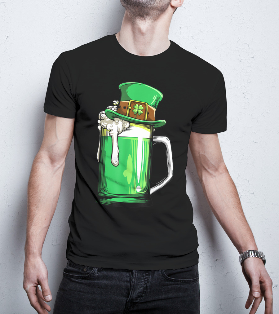Green Beer Mug Leprechaun Hat St Patricks Day Men Drinking T-Shirt