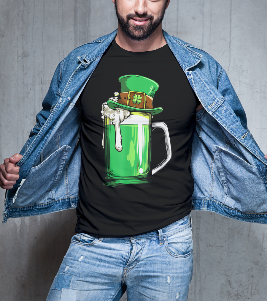 Green Beer Mug Leprechaun Hat St Patricks Day Men Drinking T-Shirt