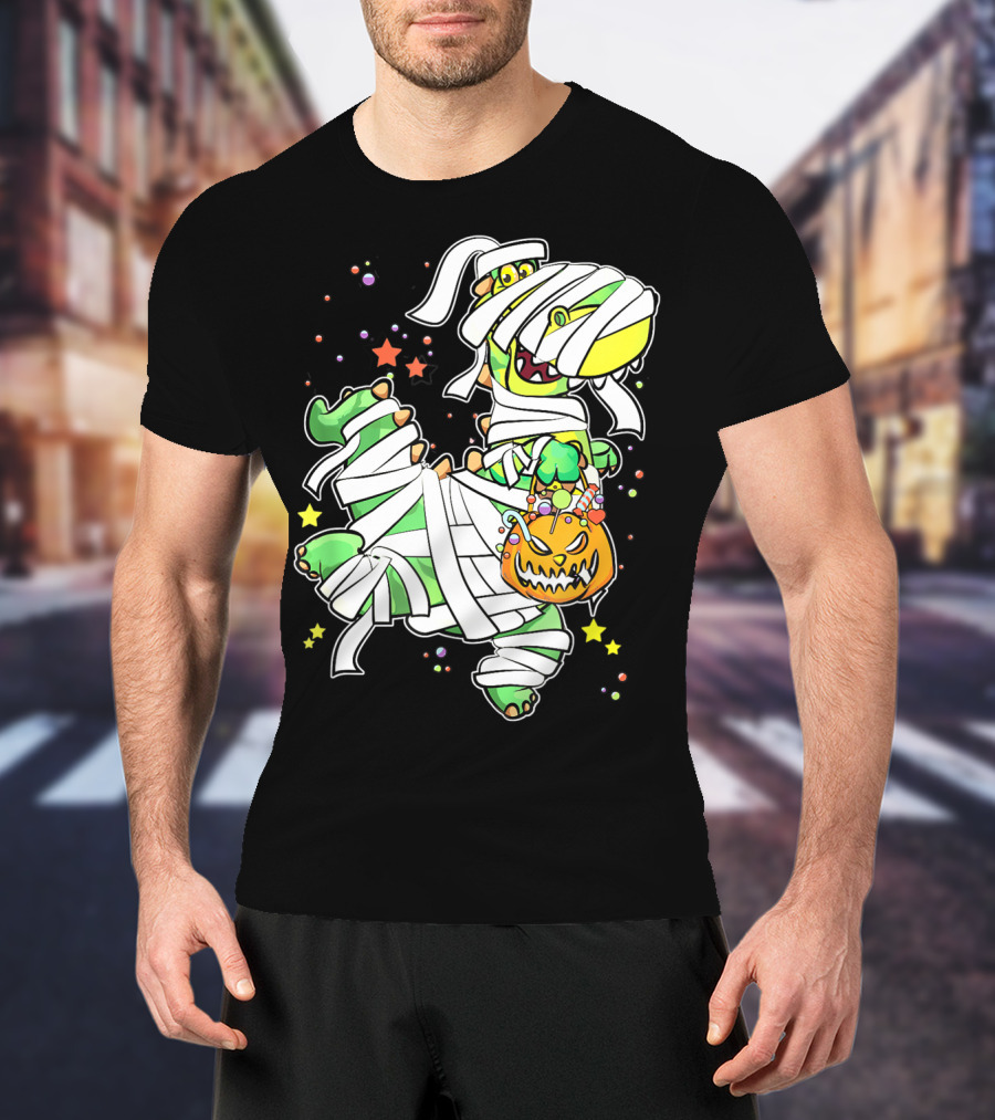 Halloween Mummy Dinosaur With Pumpkin Candy Basket T-Shirt