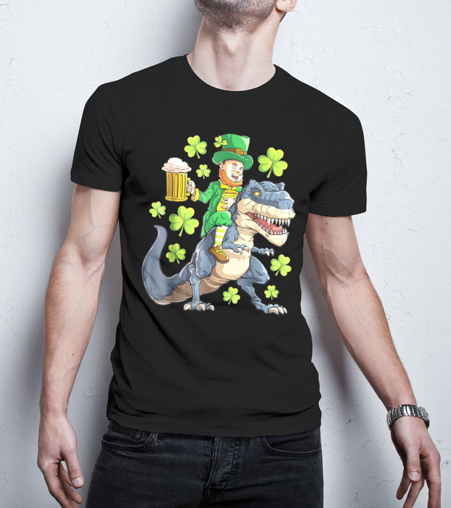 St Patricks Day Leprechaun Riding Dinosaur With Shamrocks And Beer T-Shirt