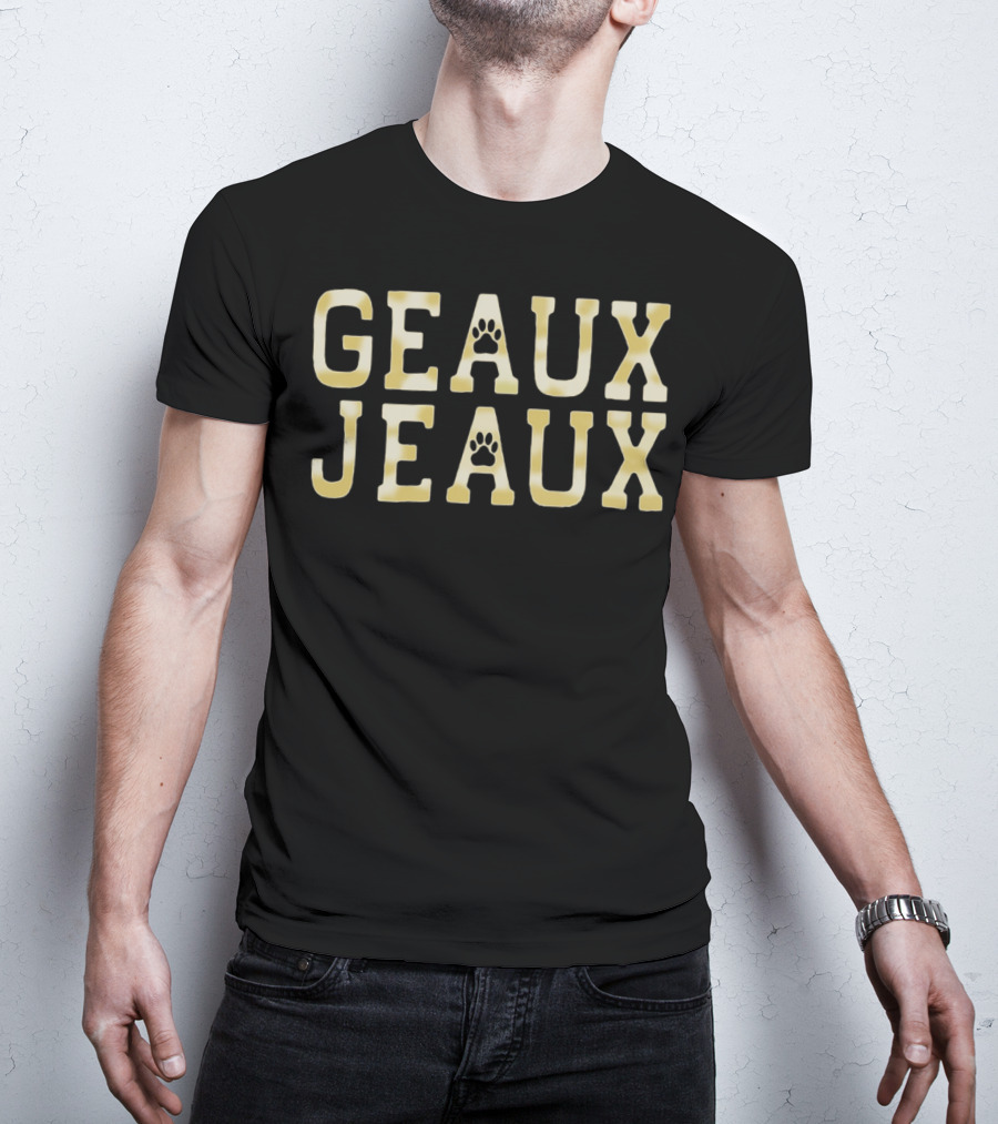 Geaux Jeaux Joe Burrow LSU Football Paw Prints T-Shirt
