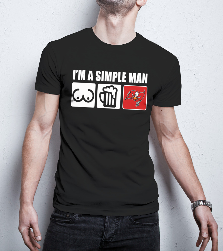 I'm A Simple Man Bucs Pirate Flag Beer Mug Icons T-Shirt