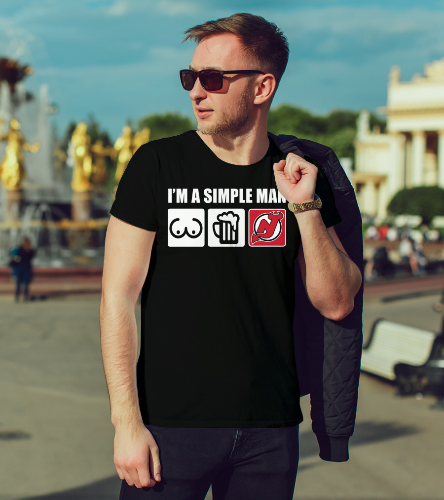 I'm A Simple Man Beer New Jersey Devils T-Shirt
