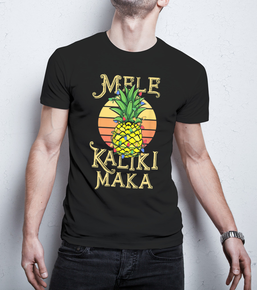 Mele Kalikimaka Hawaiian Christmas Pineapple Lights Vintage Sunset T-Shirt
