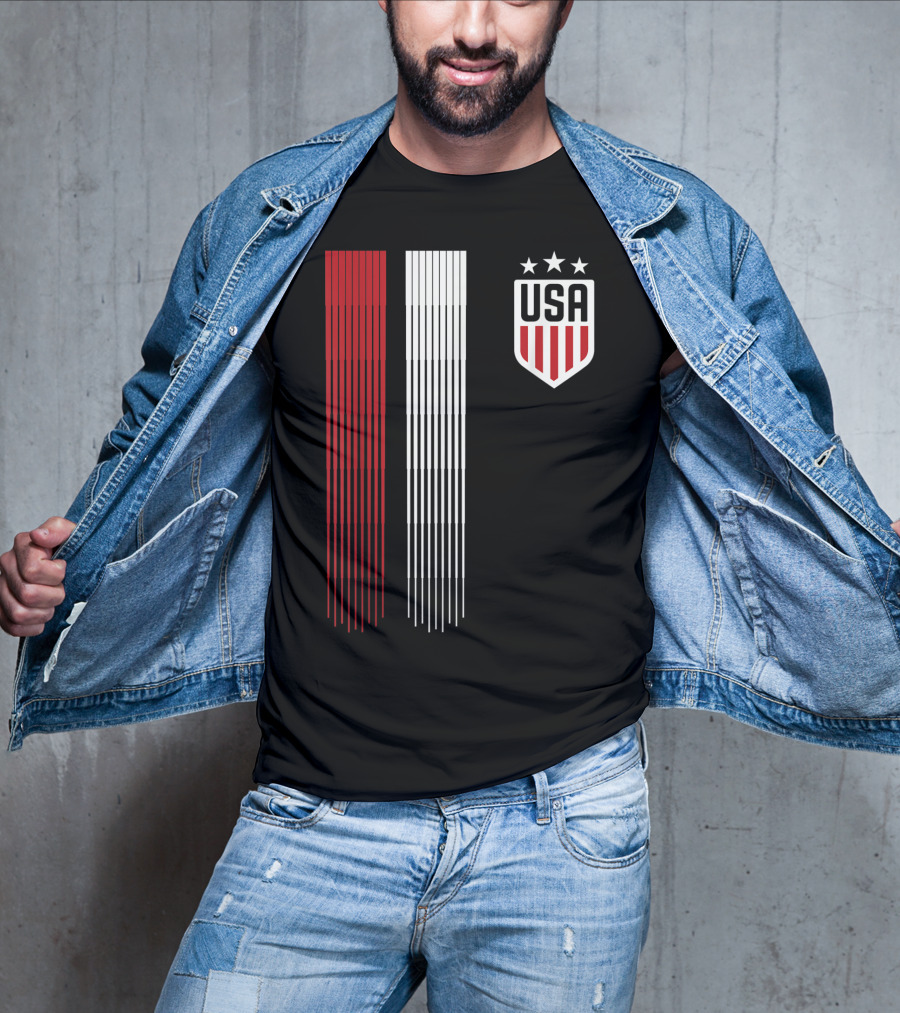USA Soccer Womens Three Stars Red White Stripes Crest T-Shirt