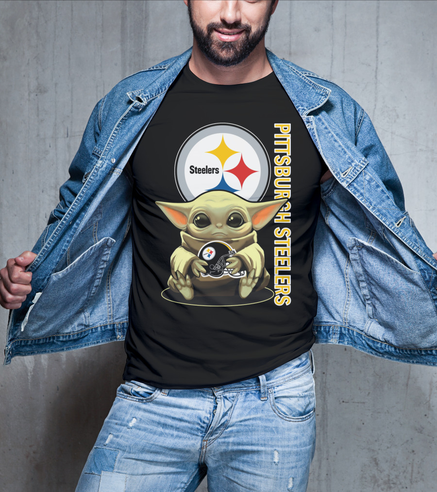 Pittsburgh Steelers Baby Yoda With Helmet T-Shirt