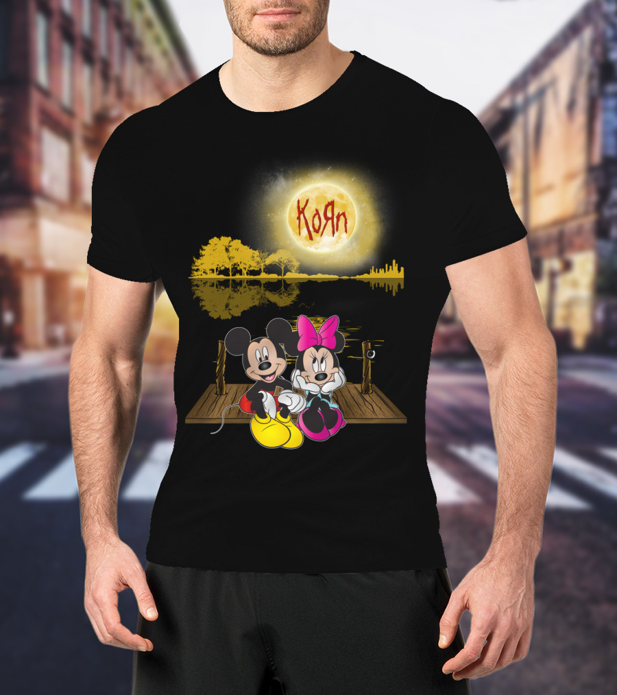 Korn Mickey And Minnie Dock Moon Scene T-Shirt