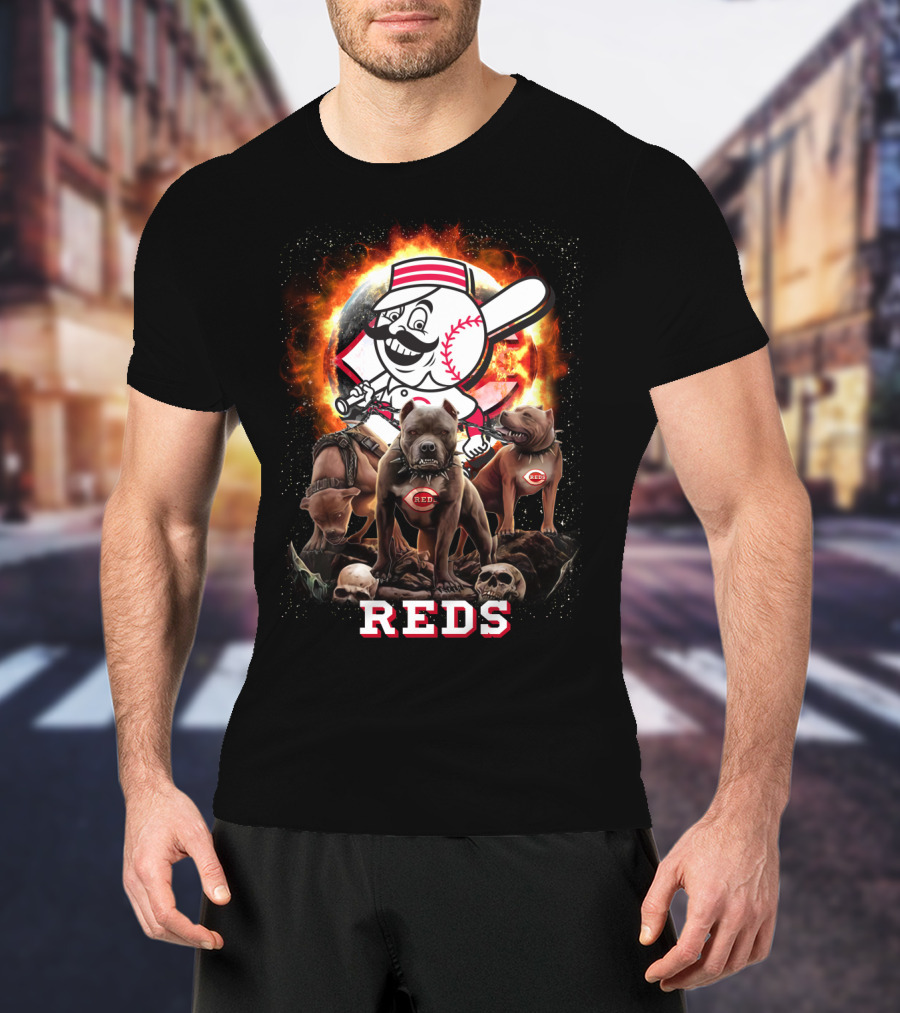 Cincinnati Reds Logo With Fierce Dogs And Skulls T-Shirt