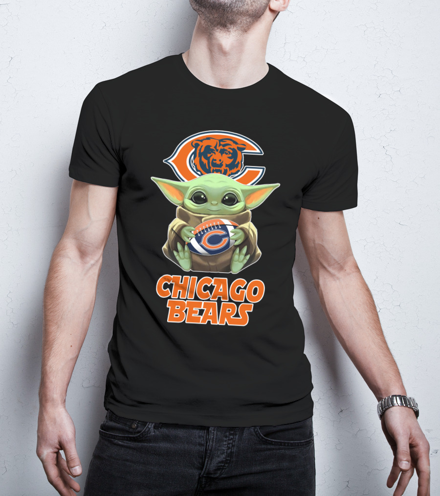 Chicago Bears Baby Yoda Football Fan T-Shirt