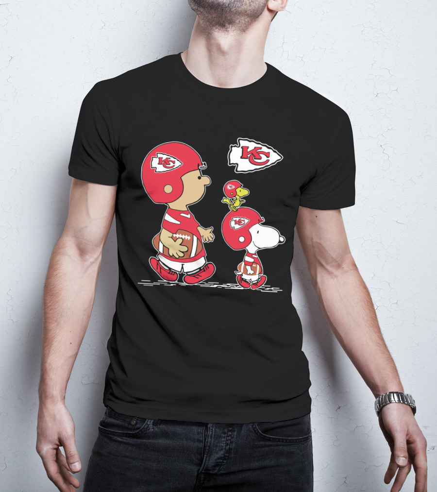 Chiefs Snoopy Football And Woodstock In Kansas City Helmets T-Shirt