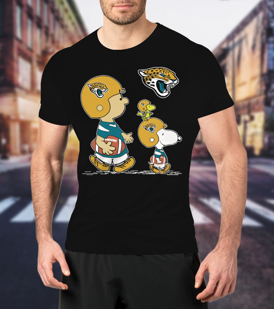 Jacksonville Jaguars Snoopy And Peanuts Football T-Shirt
