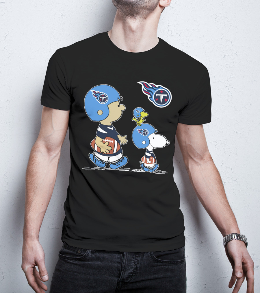 Titans Snoopy Charlie Brown Woodstock Football Helmets T-Shirt