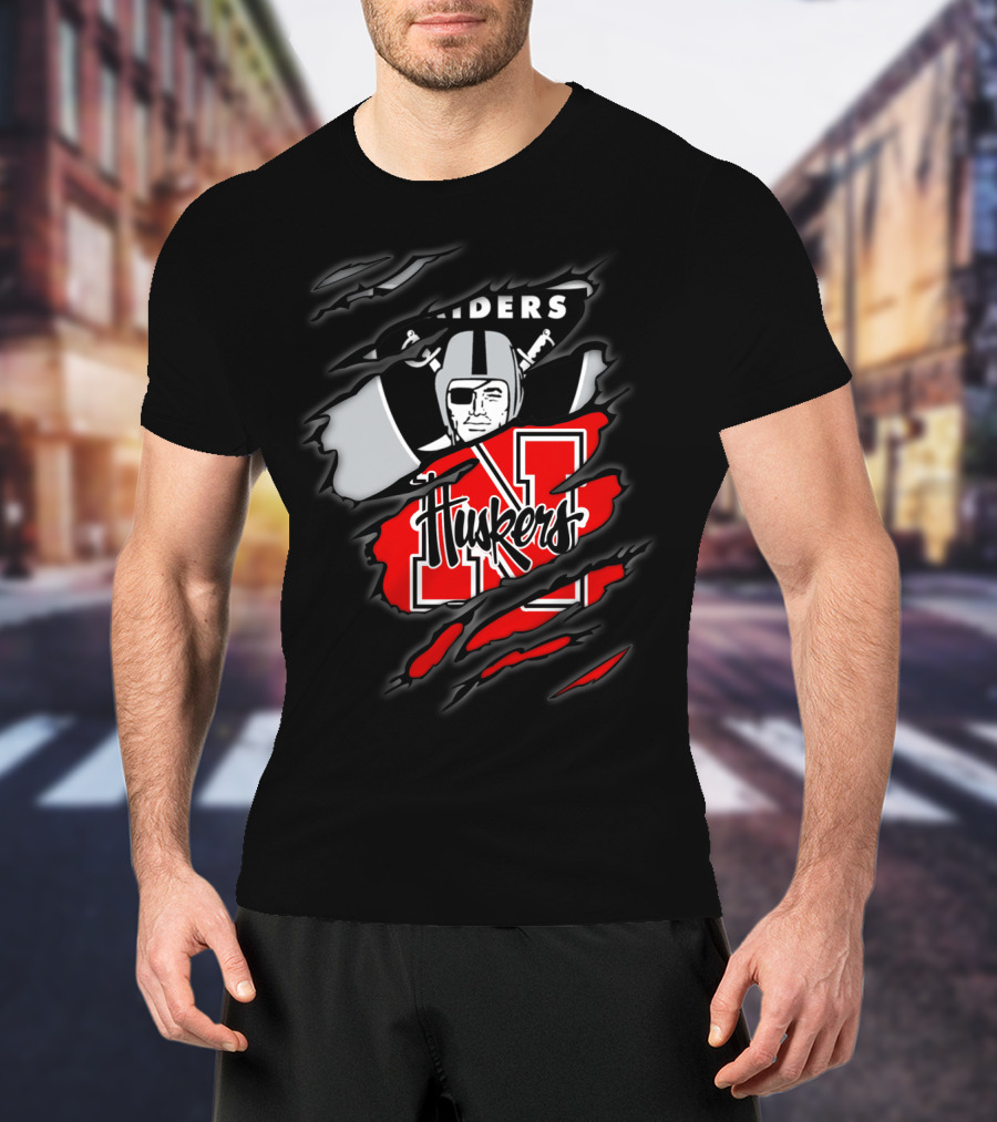 Raiders Huskers Torn Fusion T-Shirt