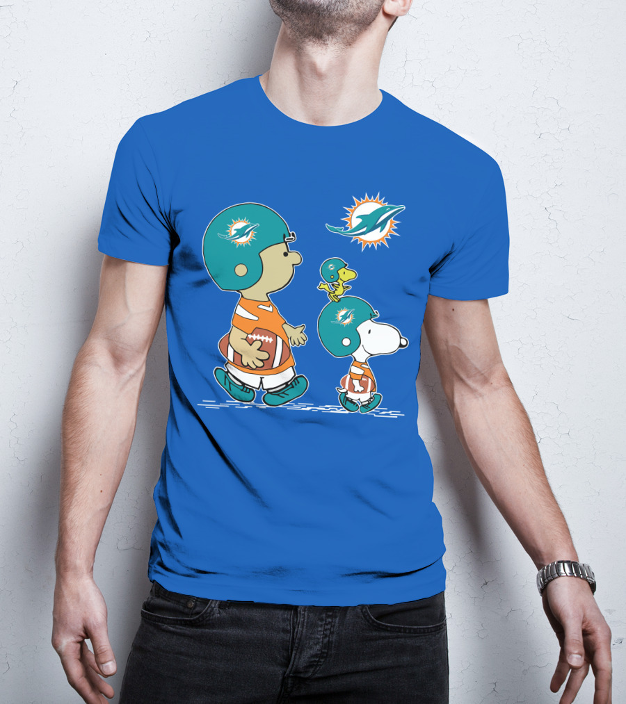 Miami Dolphins Snoopy Woodstock Friends Peanuts Football Collaboration T-Shirt
