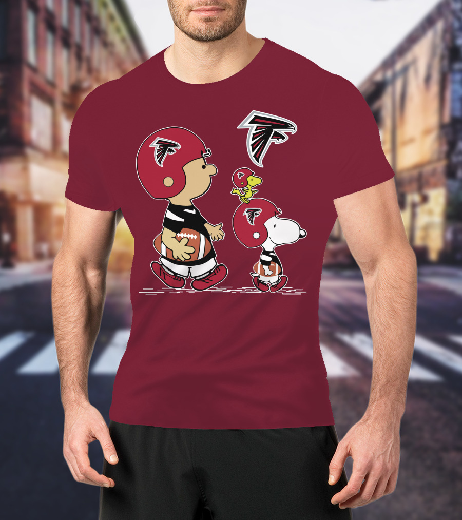 Falcons Snoopy Charlie Brown Woodstock Football Team T-Shirt