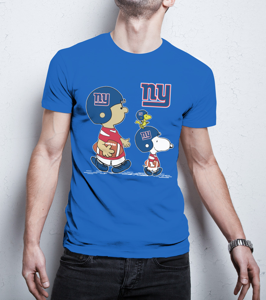 New York Giants Peanuts Snoopy Football T-Shirt