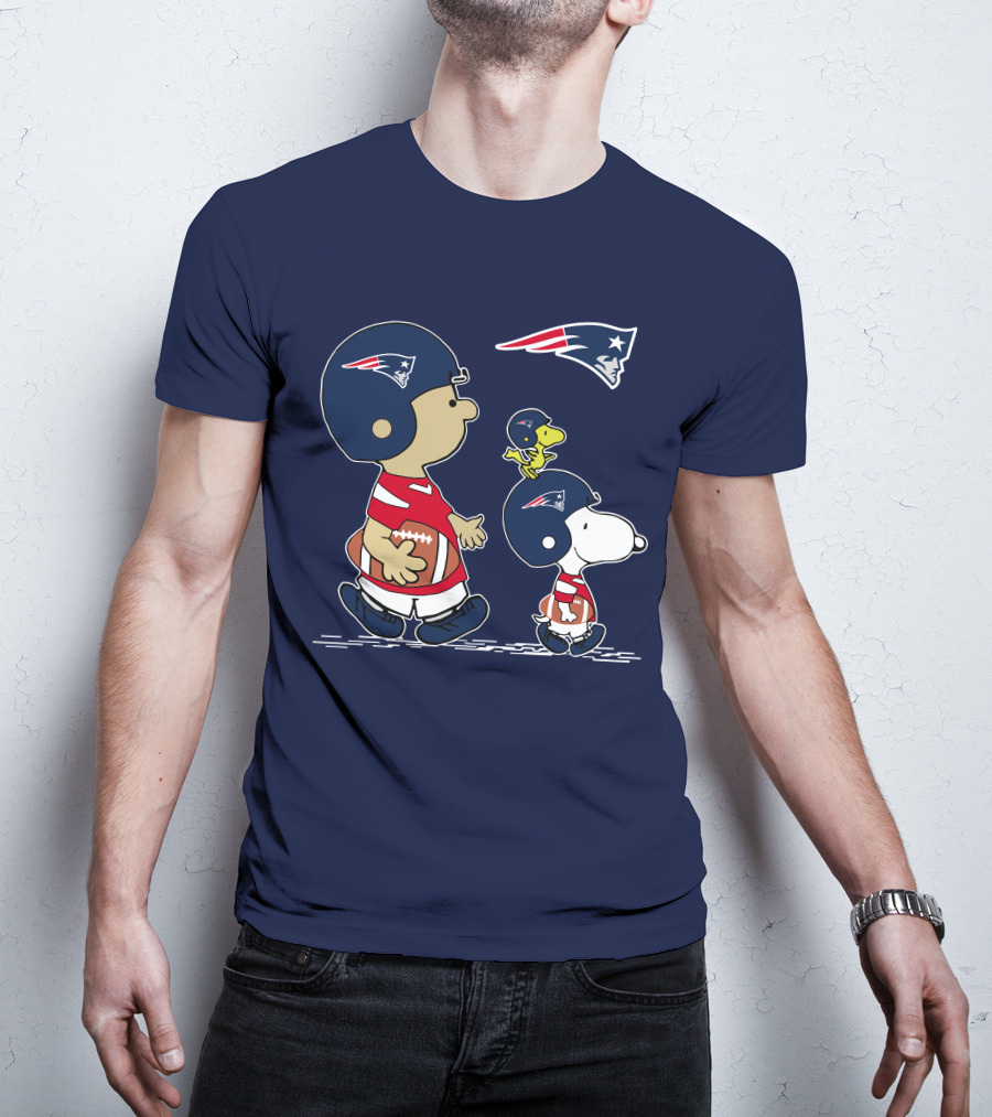 Patriots Snoopy Charlie Brown Football Peanuts T-Shirt