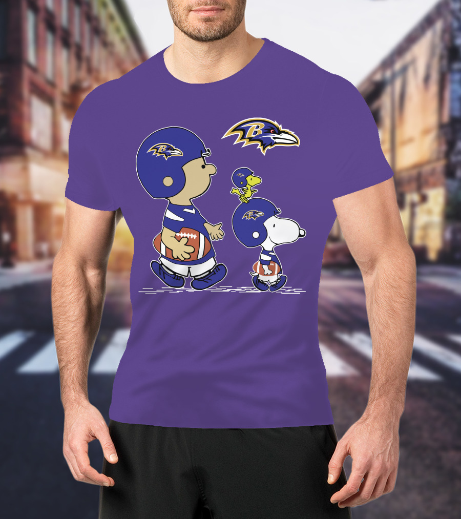 Baltimore Ravens Peanuts Snoopy And Woodstock Football T-Shirt