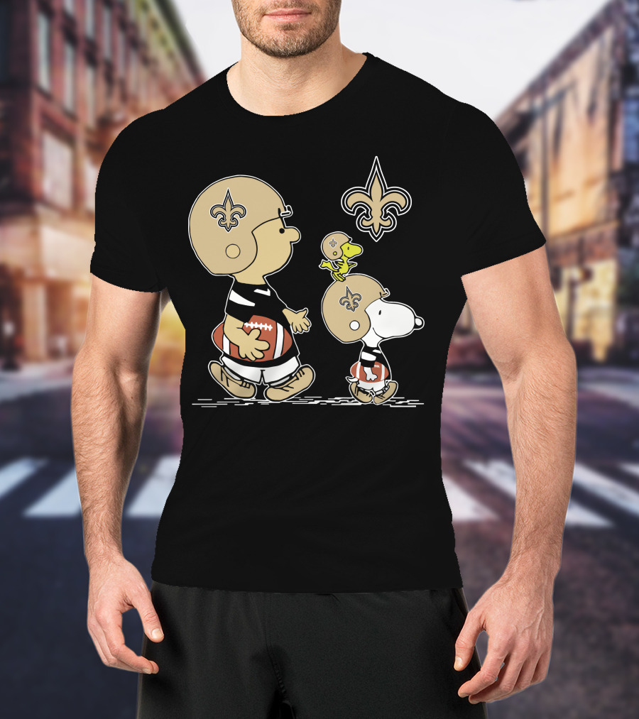 Saints Snoopy Peanuts Football Charlie Brown Woodstock Fleur-de-Lis T-Shirt