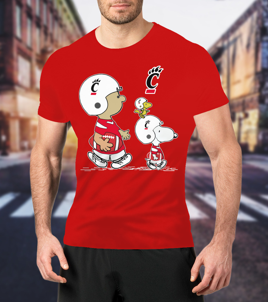 Cincinnati Bearcats Football Snoopy And Woodstock Game Day T-Shirt