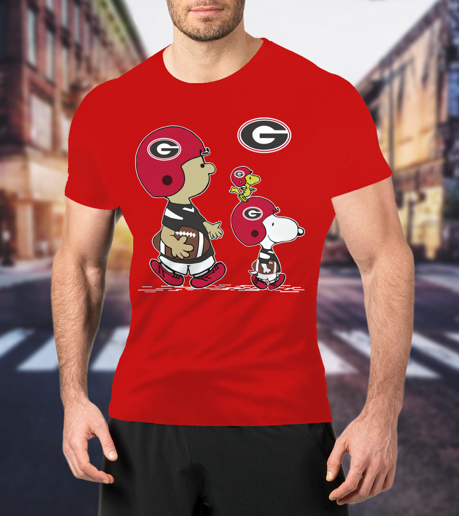 Georgia Bulldogs Snoopy And Woodstock Football Helmets T-Shirt