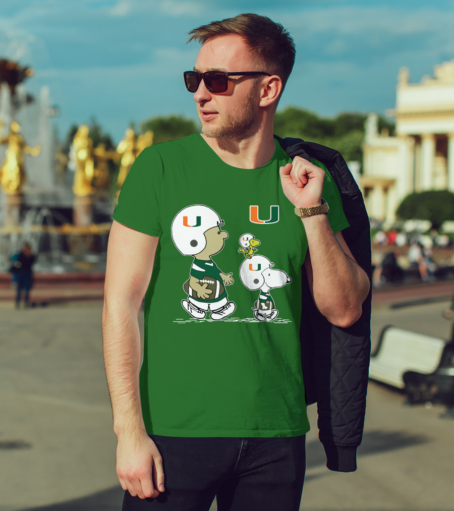Miami Hurricanes Snoopy And Woodstock Football Helmets Peanuts Comic T-Shirt